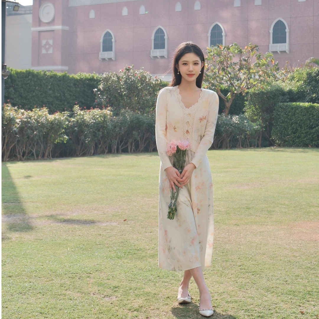 Angelababy杨颖同款玛2025春新款优雅印花钉珠V领针织套装