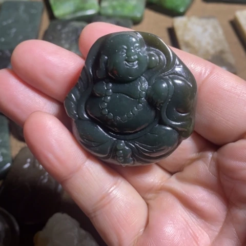 和田玉未镶嵌挂件