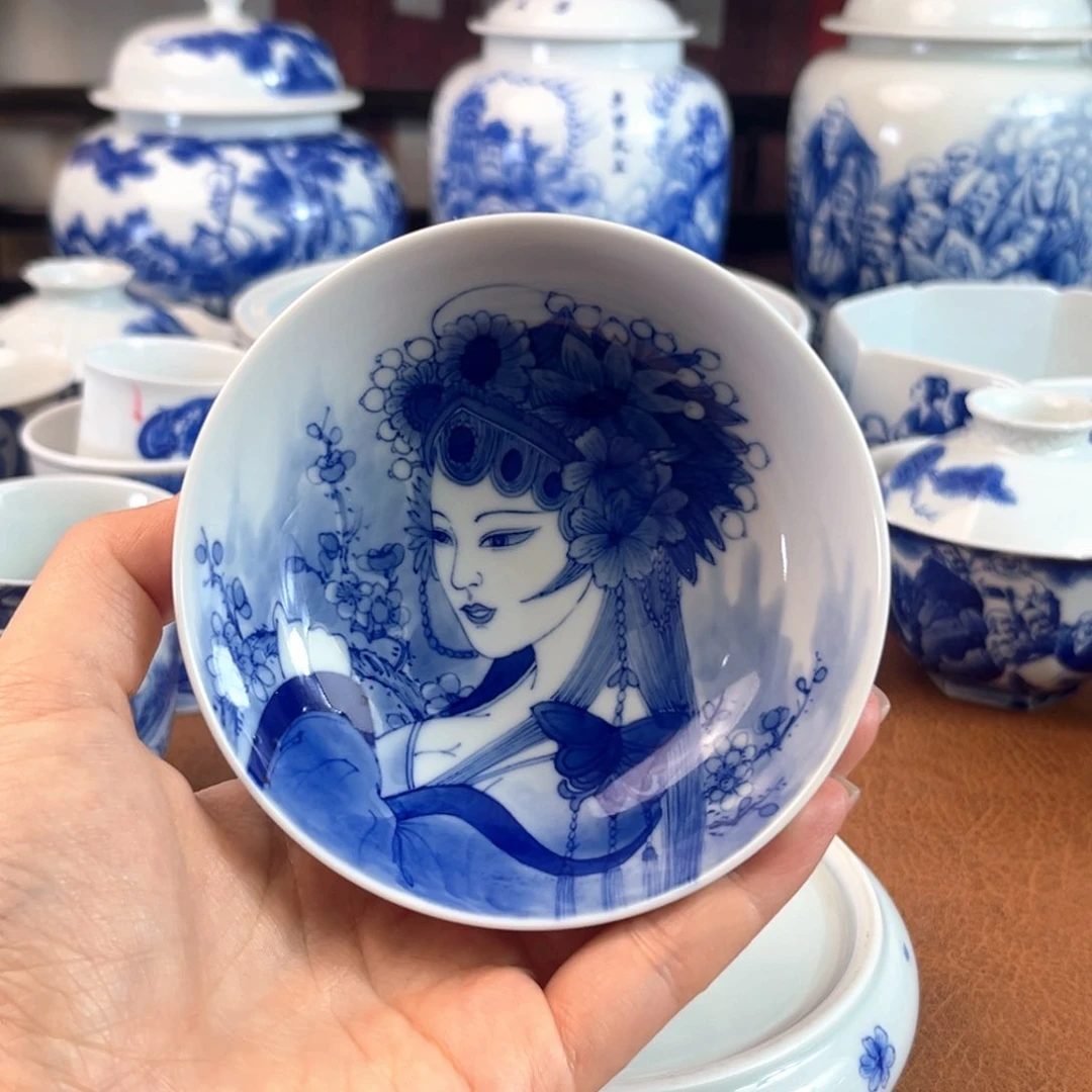 微瑕不退不换福利手绘美女茶杯