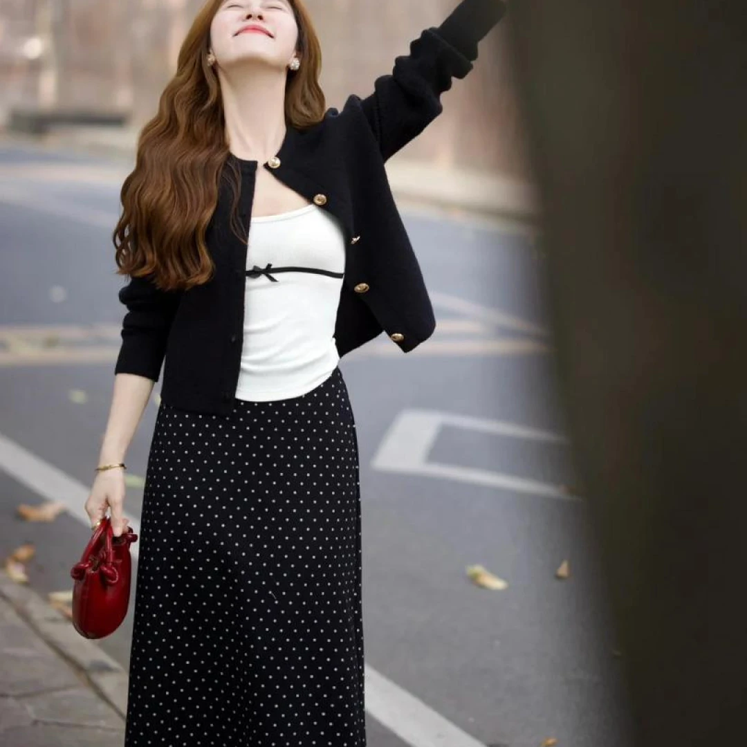 2025春季新款韩系穿搭高级感黑色开衫上衣波点半身裙气质两件套女