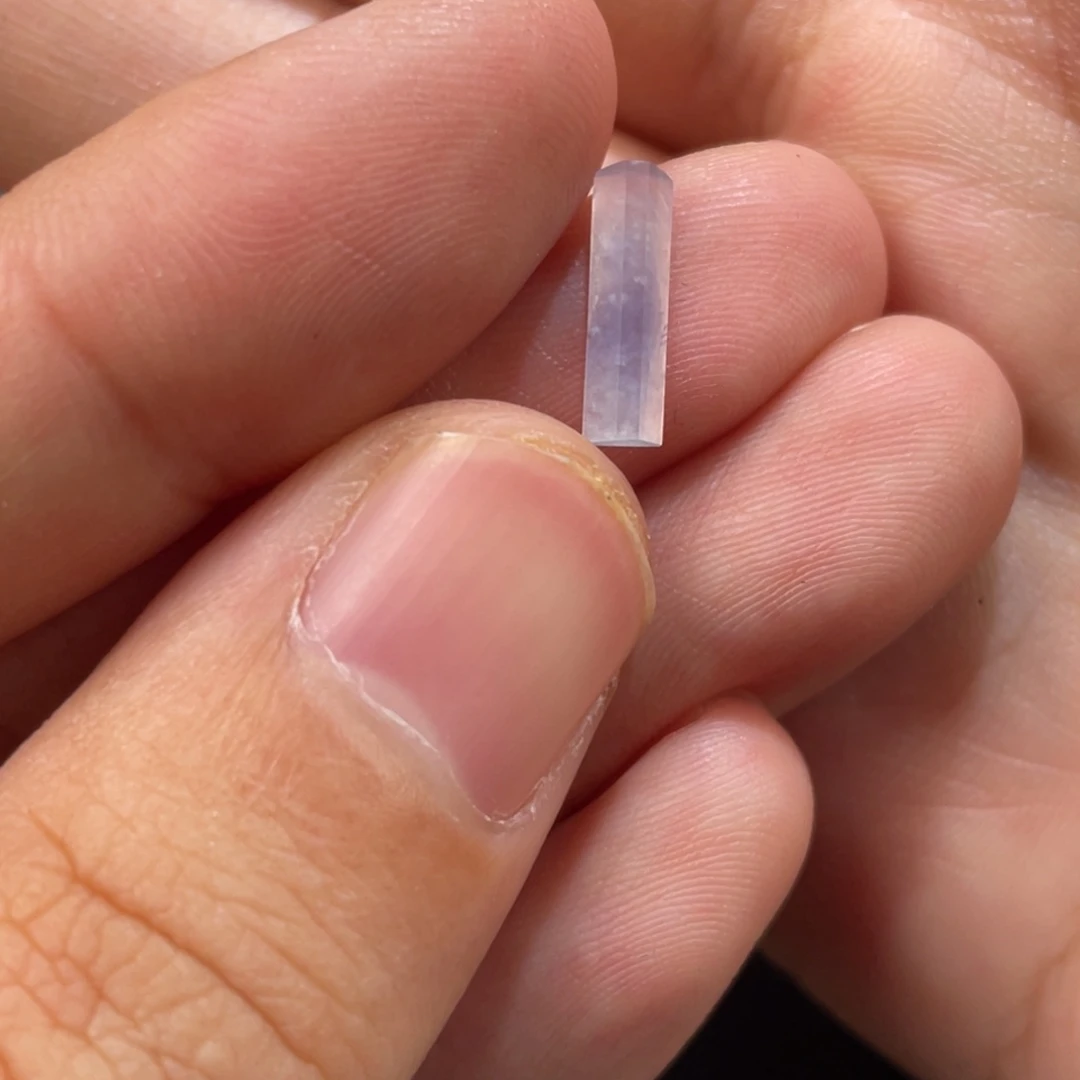 用***8翡翠未镶嵌颈饰翡翠