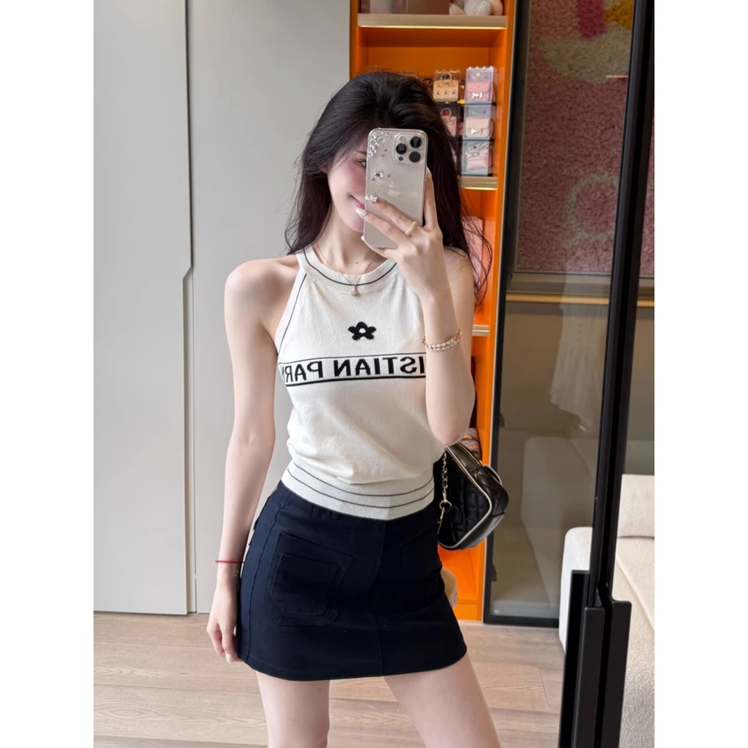 辣妹圆领挂脖针织无袖背心女冬季纯欲性感收腰显瘦别黑色内搭吊带