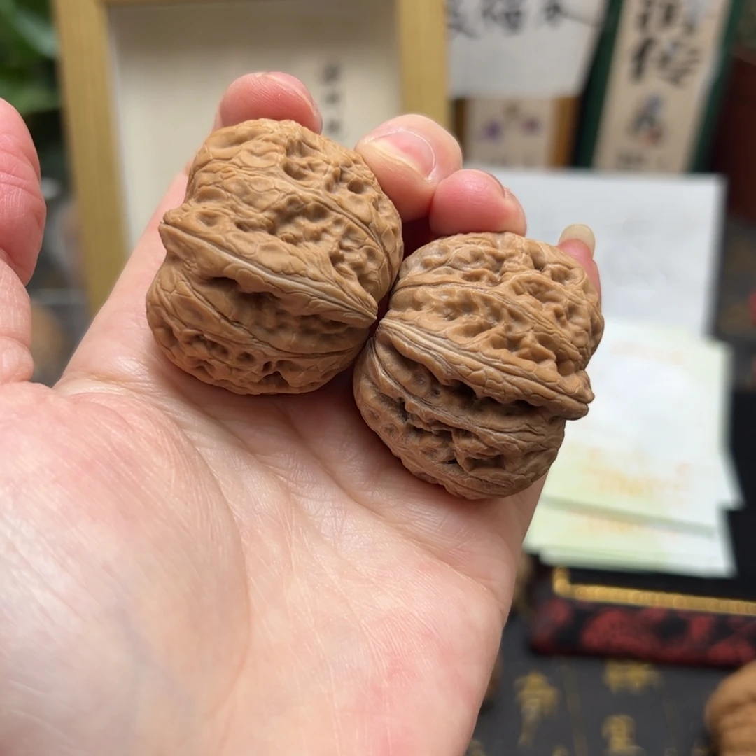 那***啥把件文玩核桃38全品平谷元宝