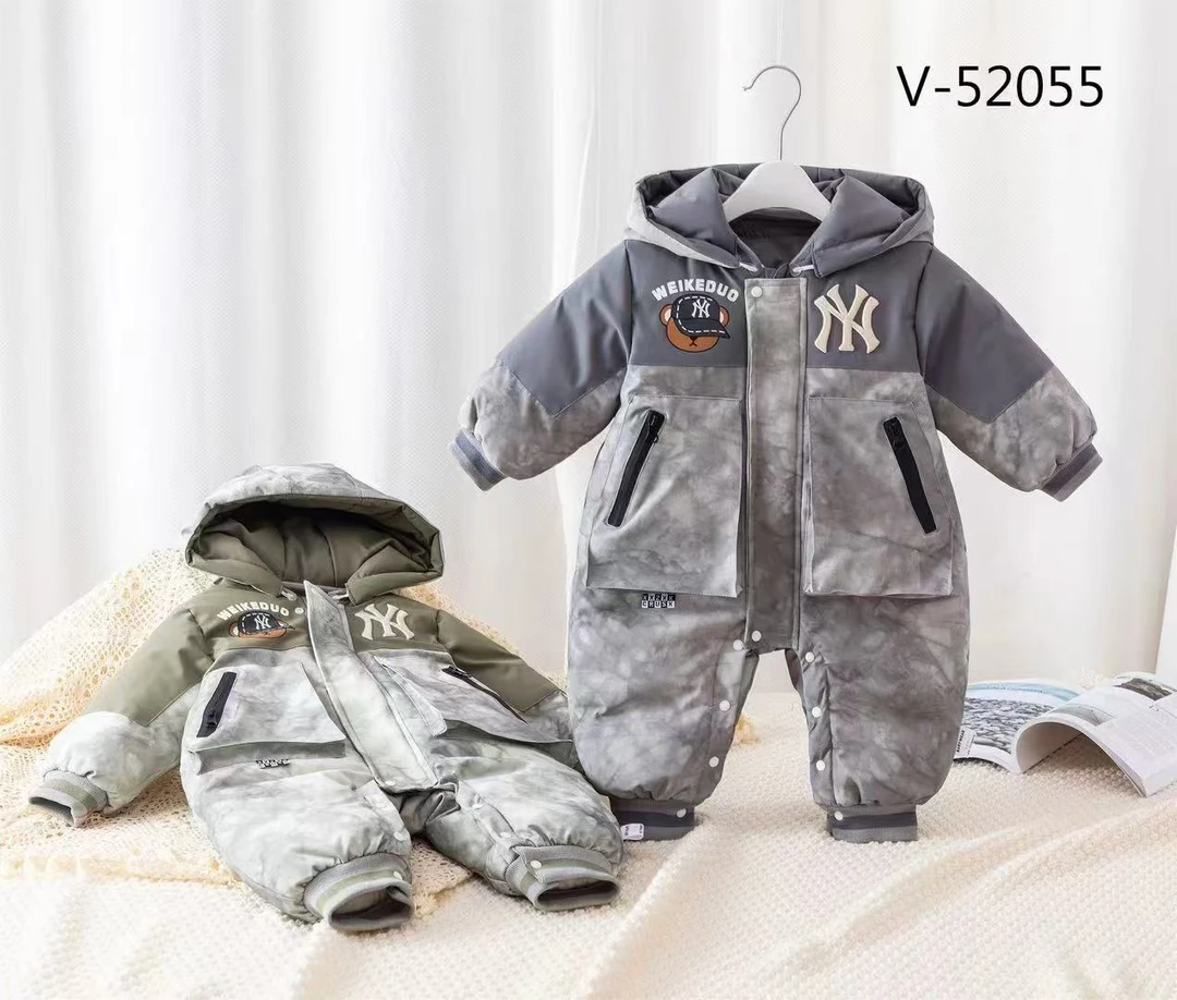 休闲风冬季长爬款长袖爬服哈衣幼儿秋冬保暖冬款加厚