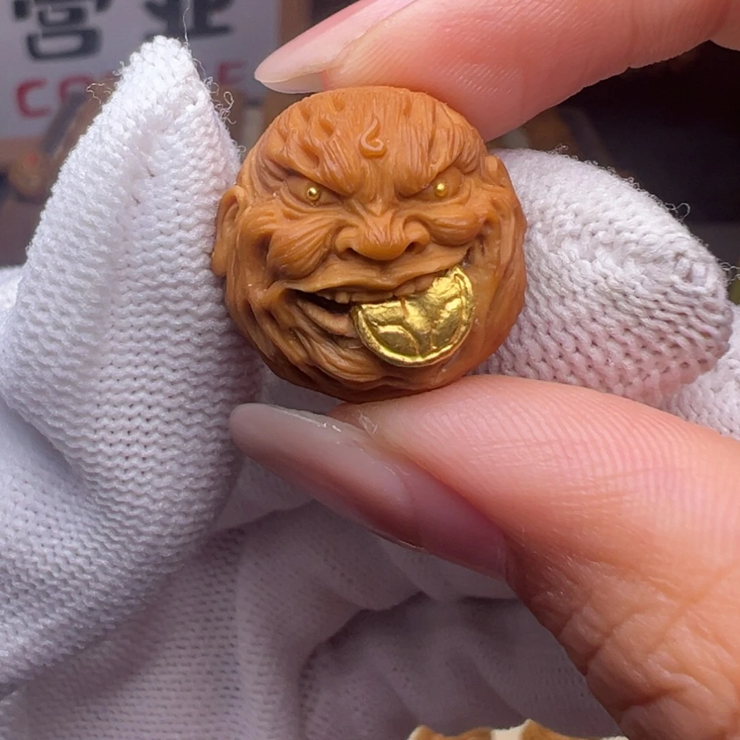 把件猴头核桃精修镶嵌金见钱眼开全品有正常封口线