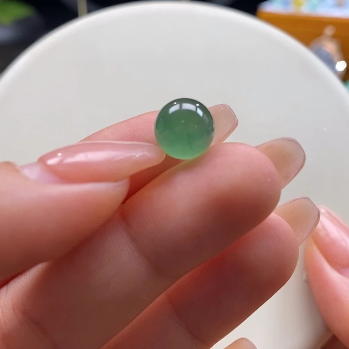 翡翠吊坠(不含链)未镶嵌翡翠冰深绿圆珠