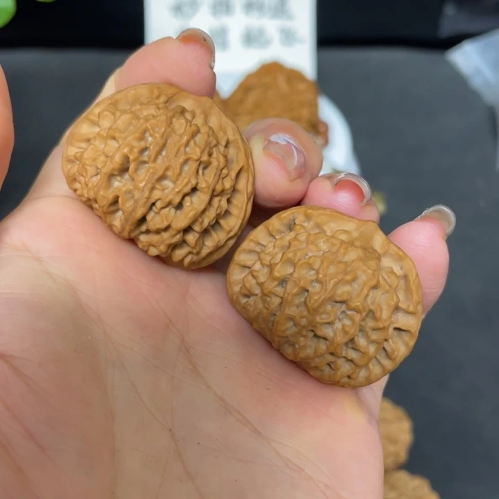 核桃把件秦岭核桃种植区建设秦闷