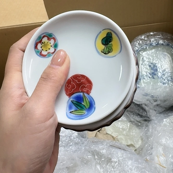 青**惠瓷器。