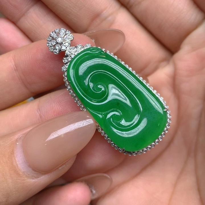 翡翠18K金镶嵌吊坠(不含链)