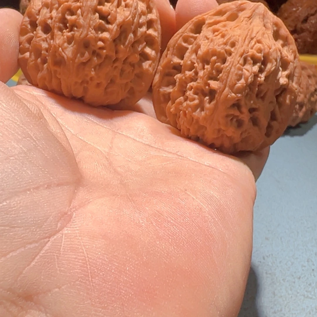 文玩核桃把件南疆石41.5