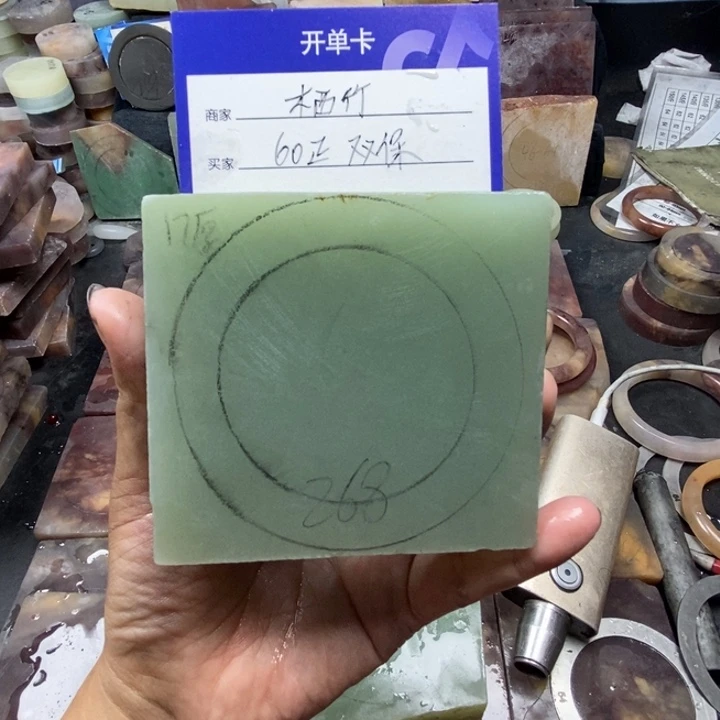 未镶嵌手镯石英质玉栖*定制手镯