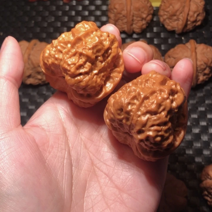 往***烟把件文玩核桃蛤蟆