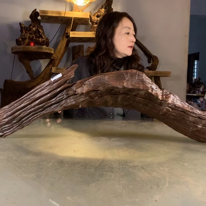 喵***。天然的云南紫柚木会黄水