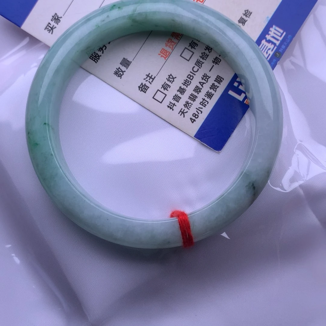 翡翠颈饰未镶嵌萱*妈