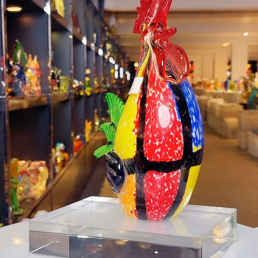 岳***业琉璃手工艺品琉璃岛是个什么