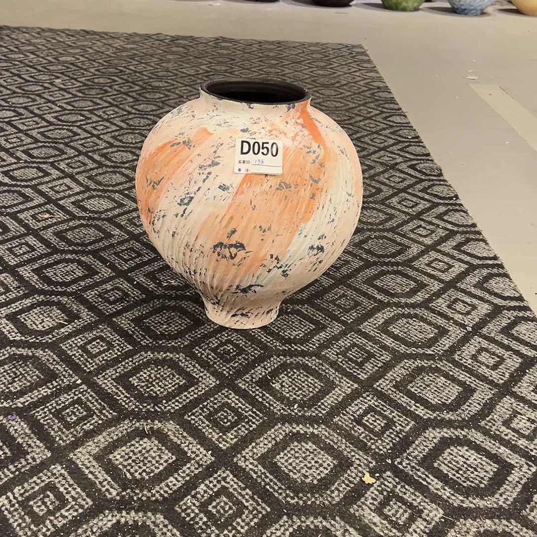 女***、瓶d050高29口10.5无孔
