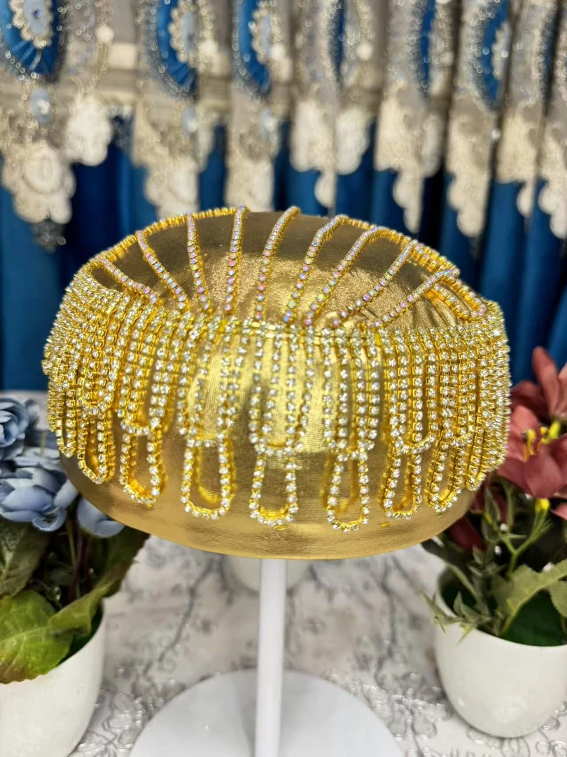 新疆高档时尚气质花帽舞蹈演出配饰圆顶水钻款式婚礼花帽帽子金色