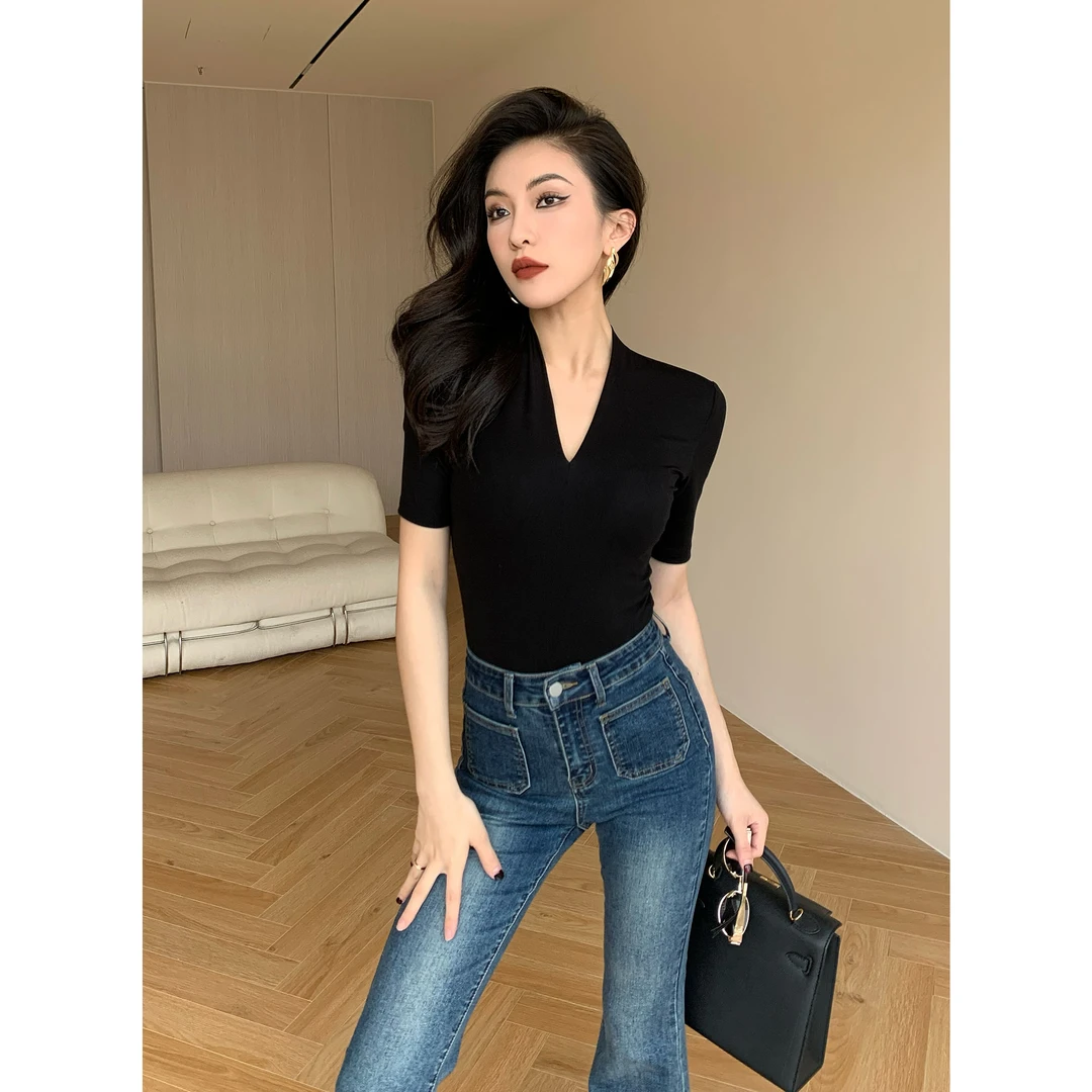 JIJINQI时尚百搭春夏新款修身v领简约短款针织衫上衣JD02SZPT1013
