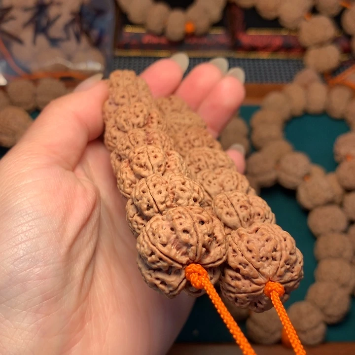 金刚菩提手串D****E22尺寸