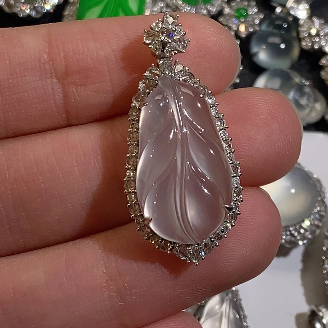 翡翠颈饰18K金镶嵌天然缅甸A货翡翠