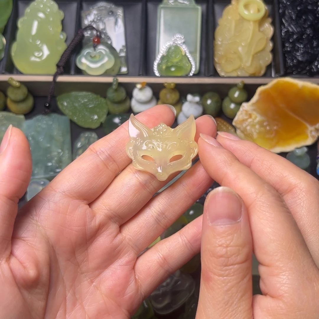 蛇纹石玉未镶嵌吊坠(不含链)