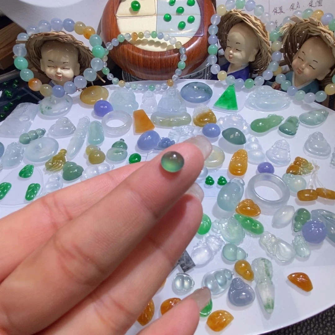 未镶嵌定制翡翠翡翠6.7/3.5