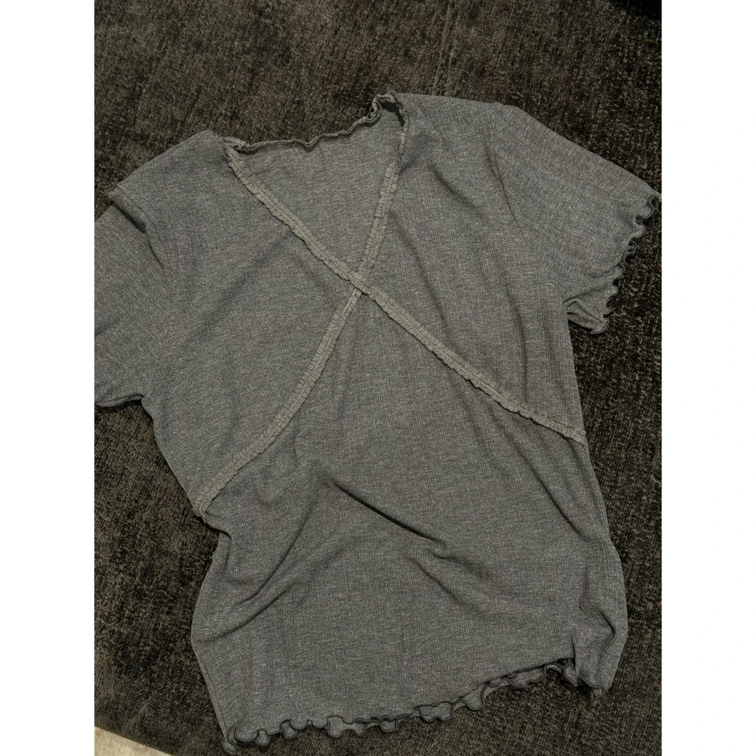 bala&mangosteen 韩代 木耳边V领条纹短袖 T 2025ss