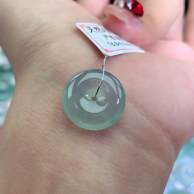 【闪购商品】翡翠吊坠(不含链)未镶嵌