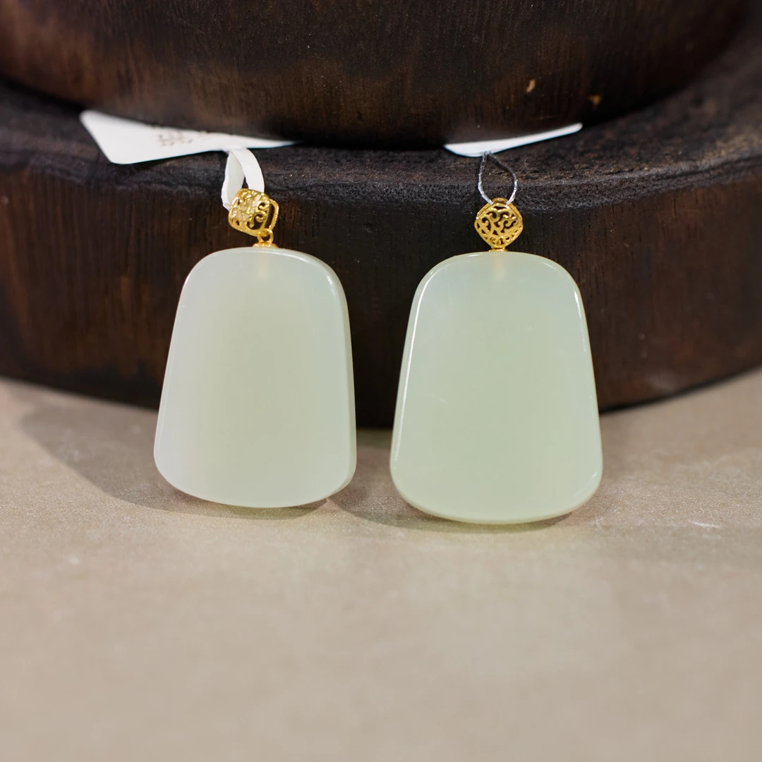 【歪歪】18K和田玉无事牌吊坠*18K金镶嵌(多样性发一) XB-J3238