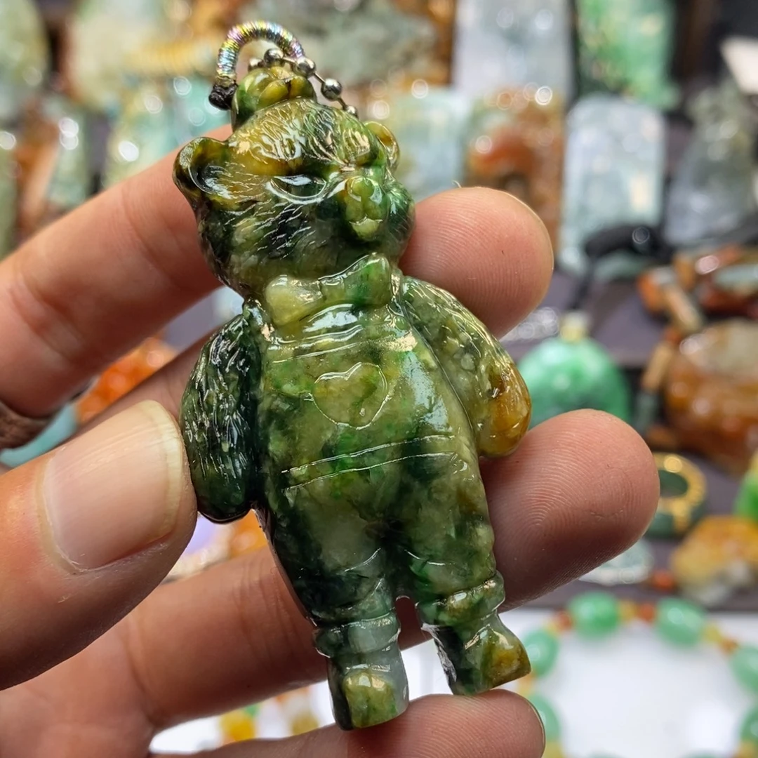 翡翠未镶嵌挂件翡翠