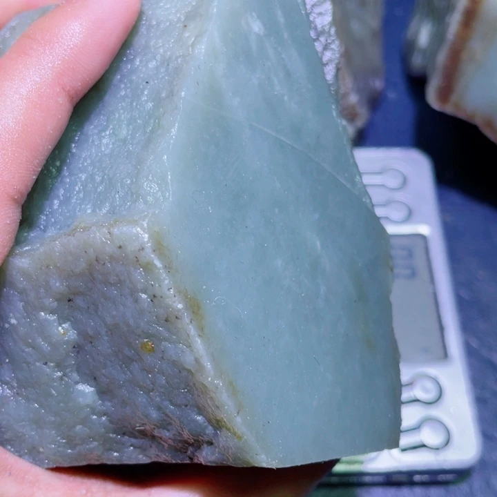 和田玉（糖玉）未镶嵌珠宝半成品