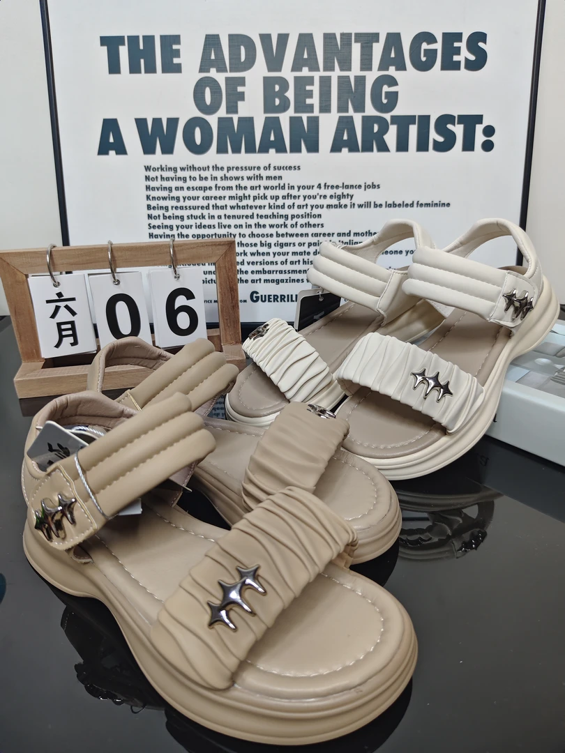 ins风凉鞋防滑百搭女童潮流凉鞋