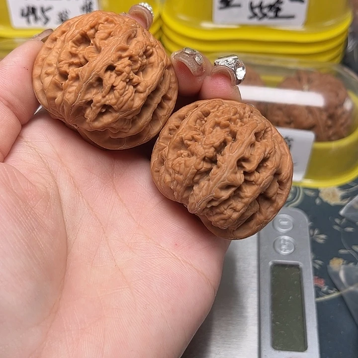 桃核吊坠45-30315-02
