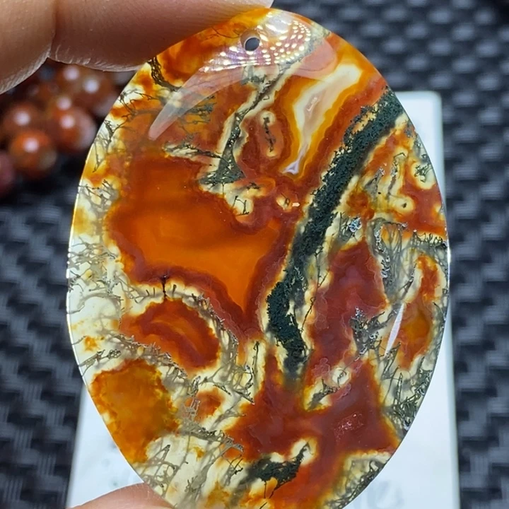 玛瑙/玉髓颈饰未镶嵌