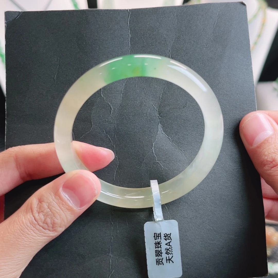 石英质玉未镶嵌手镯56