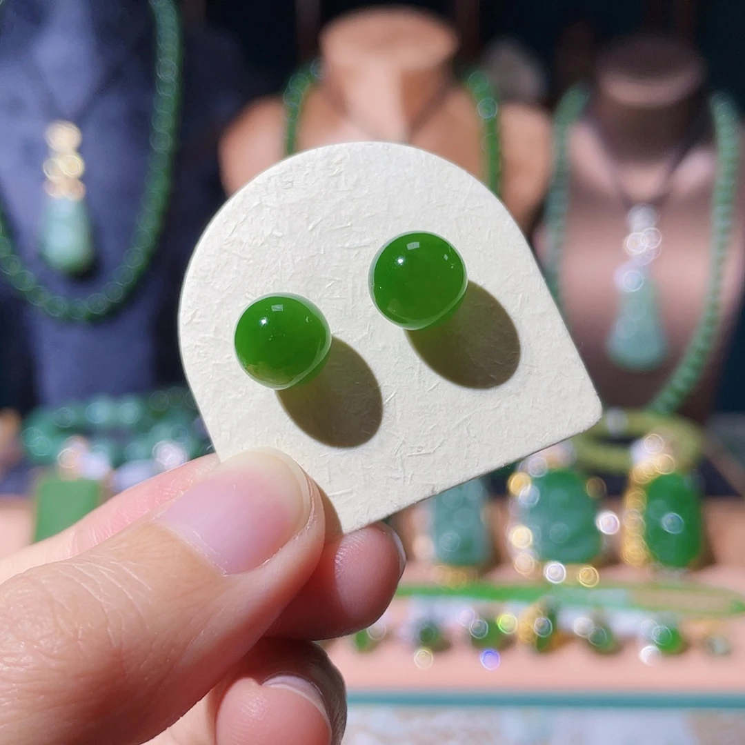 和田玉（碧玉）18K金镶嵌颈饰耳钉