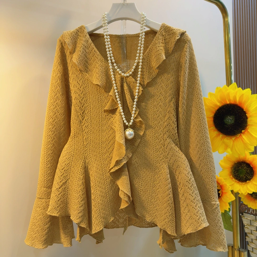 LL秋季韩版显瘦V领喇叭袖荷叶边显瘦大码上衣