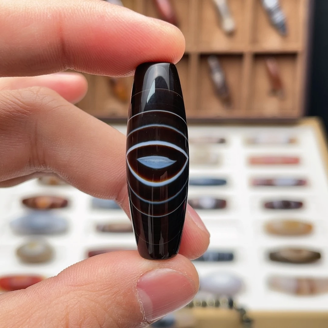 玛瑙/玉髓颈饰合金