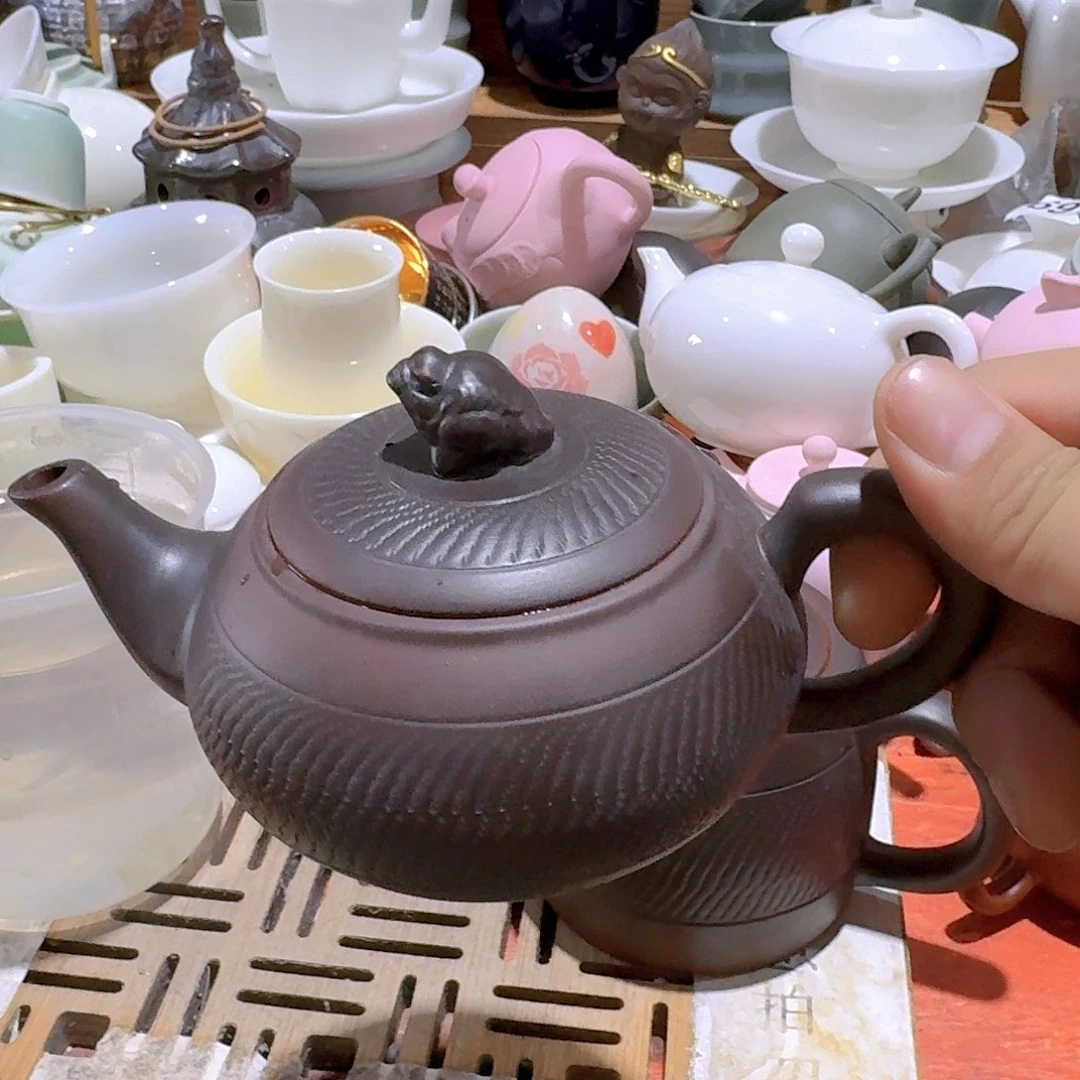 瑕疵茶具。介意勿拍