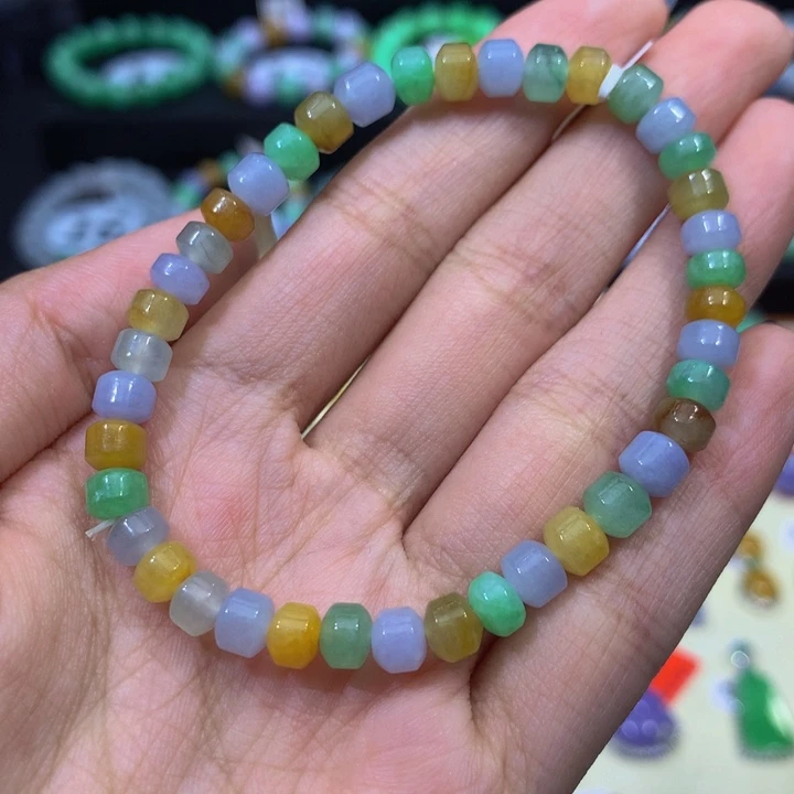 翡翠未镶嵌颈饰翡翠5