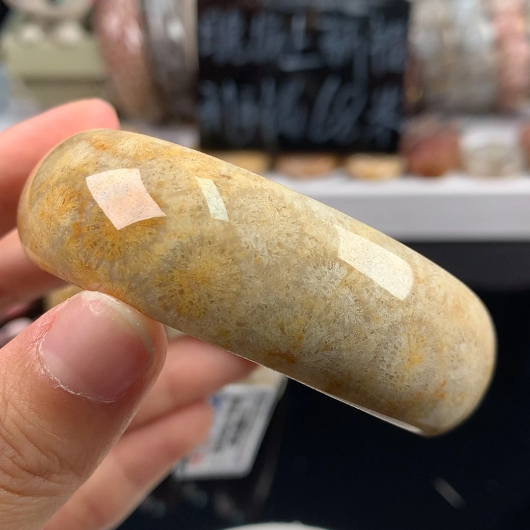 【闪购商品】硅化珊瑚（珊瑚玉）手镯未镶嵌上新福利镯56.6（28号）