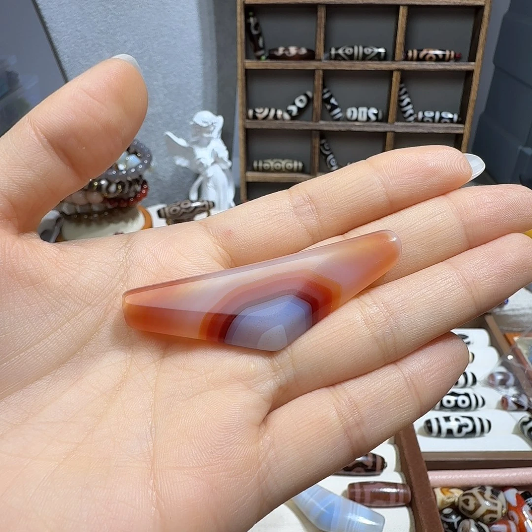 B***b玛瑙/玉髓未镶嵌颈饰