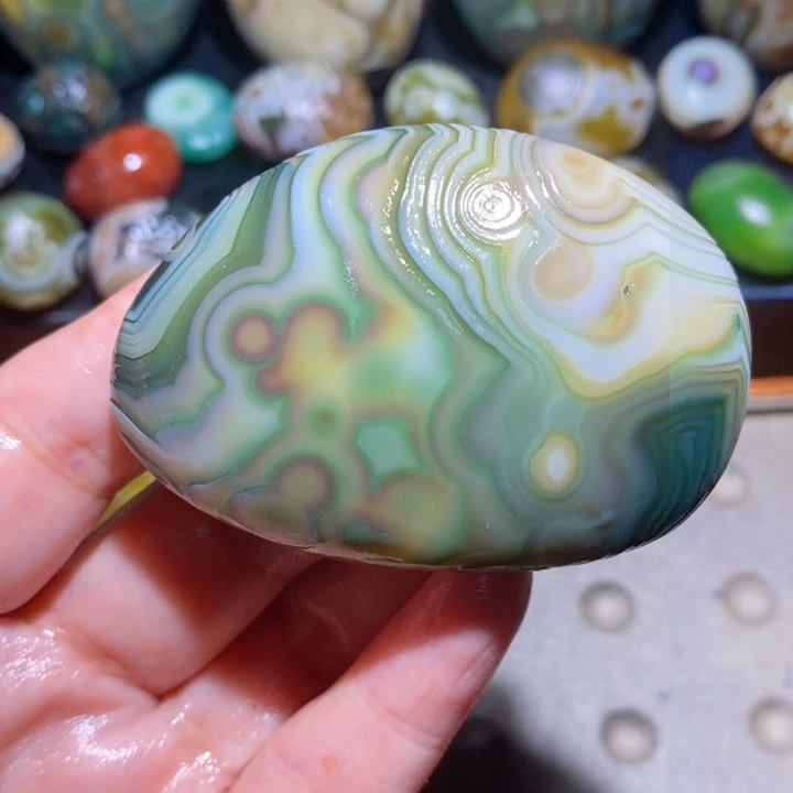 未镶嵌玛瑙/玉髓珠宝半成品54