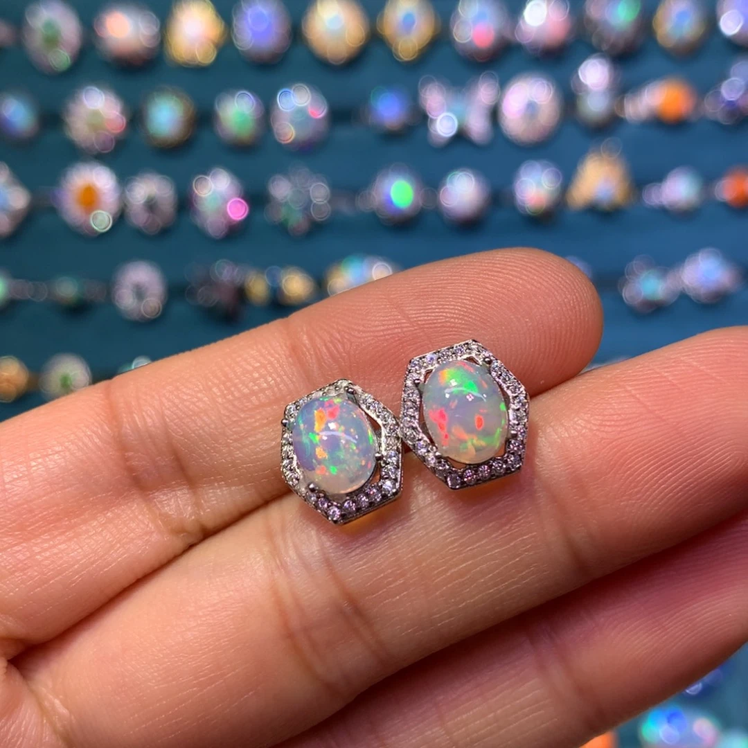 欧泊银S925镶嵌耳饰款