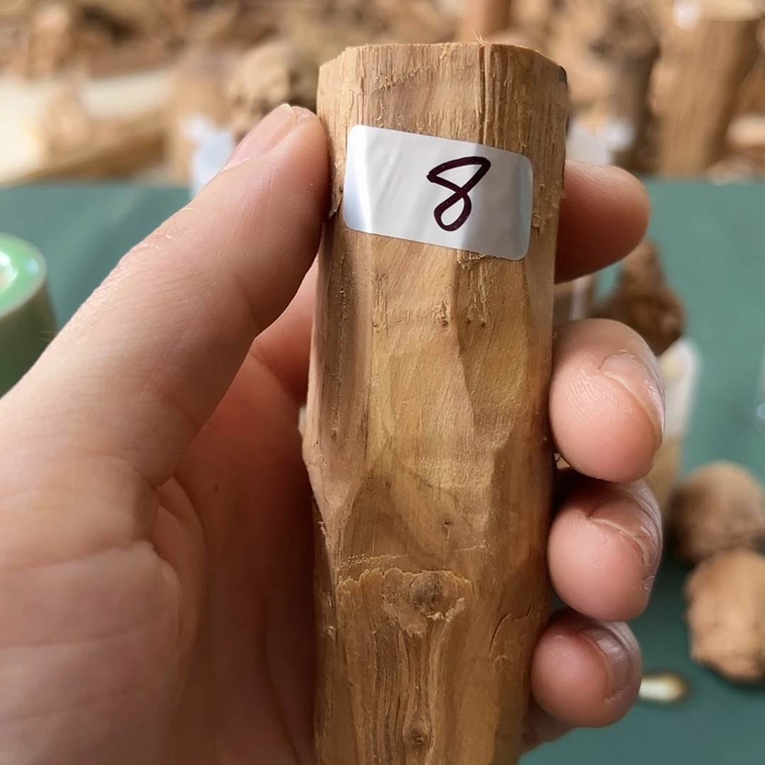 檀香木其他正区老山檀手把件78.3克