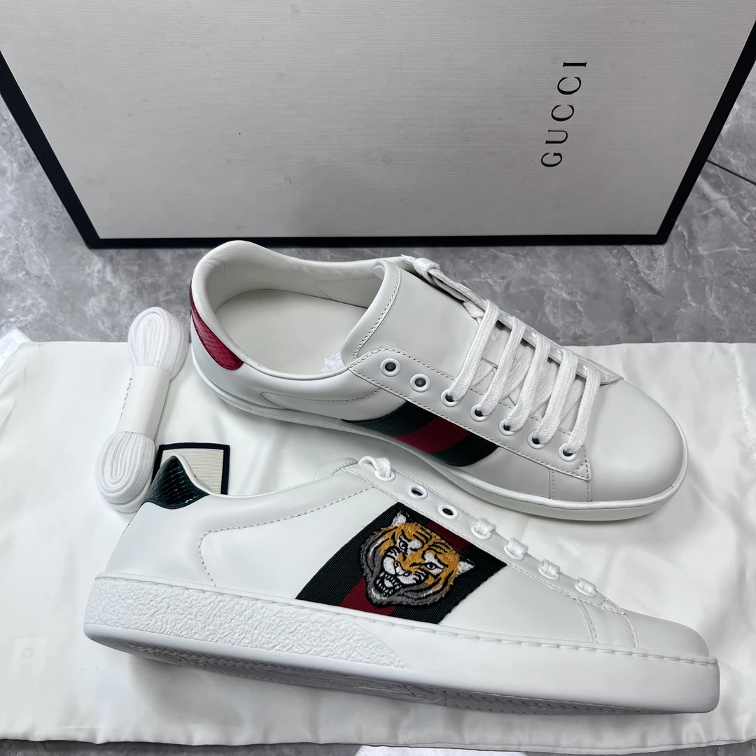 未使用 GUCCI/古驰 39码!古驰ACE老虎刺绣低帮时尚板鞋白色真皮