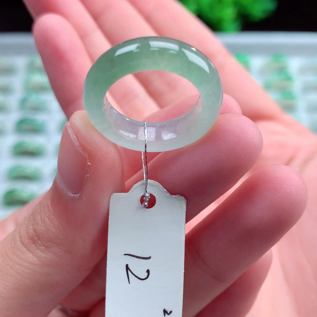 未镶嵌戒指翡翠天然