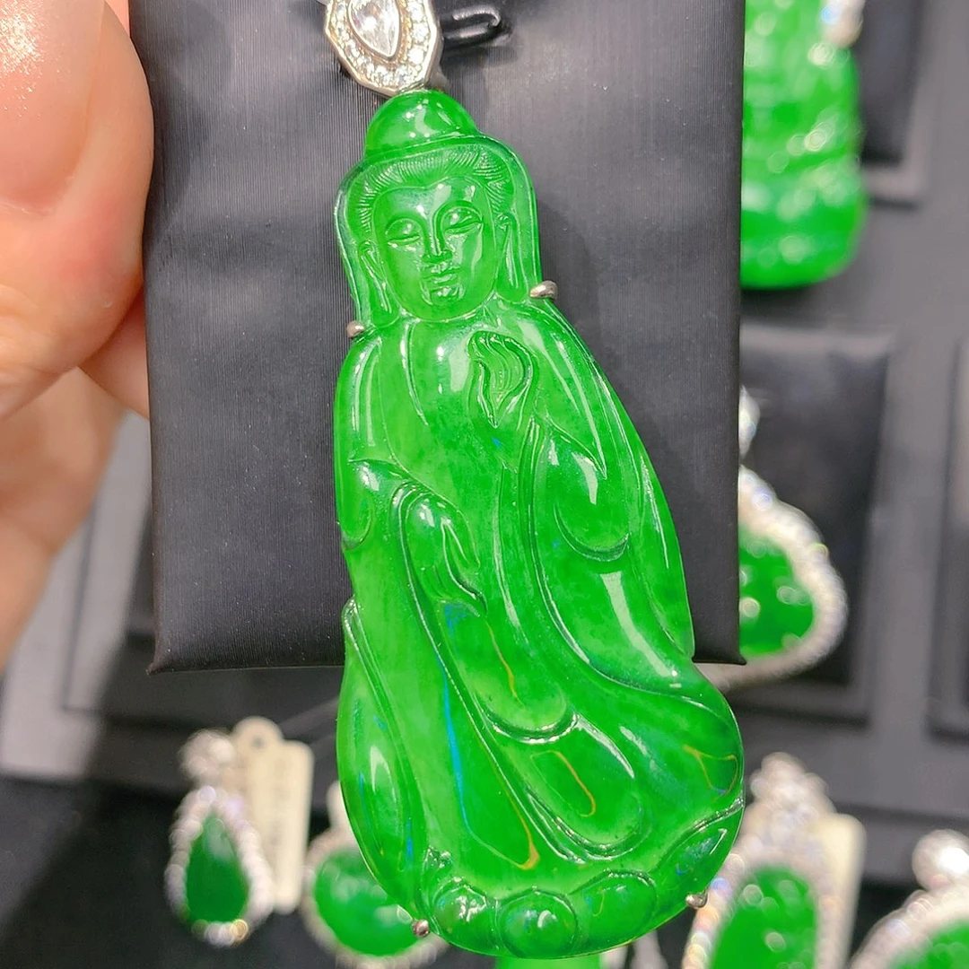 颈饰银S925镶嵌翡翠元气