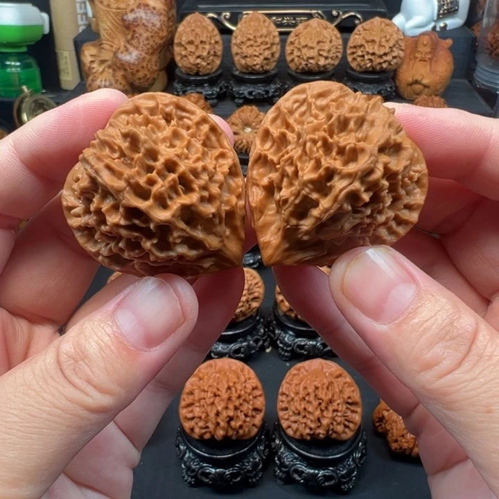 文玩核桃吊坠39珊瑚塔