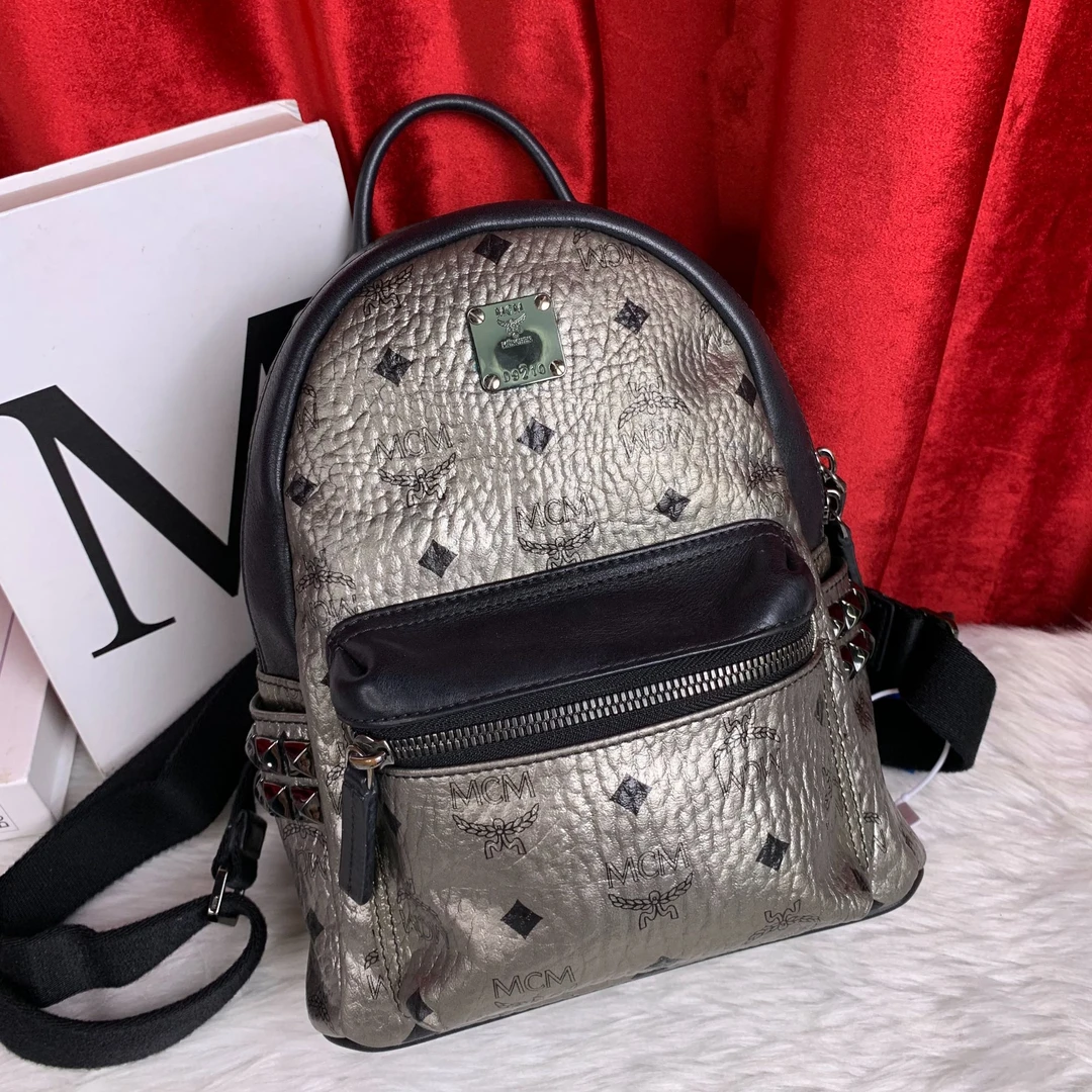 95新 MCM 银色双肩包/SD09505052/5052/瑕
